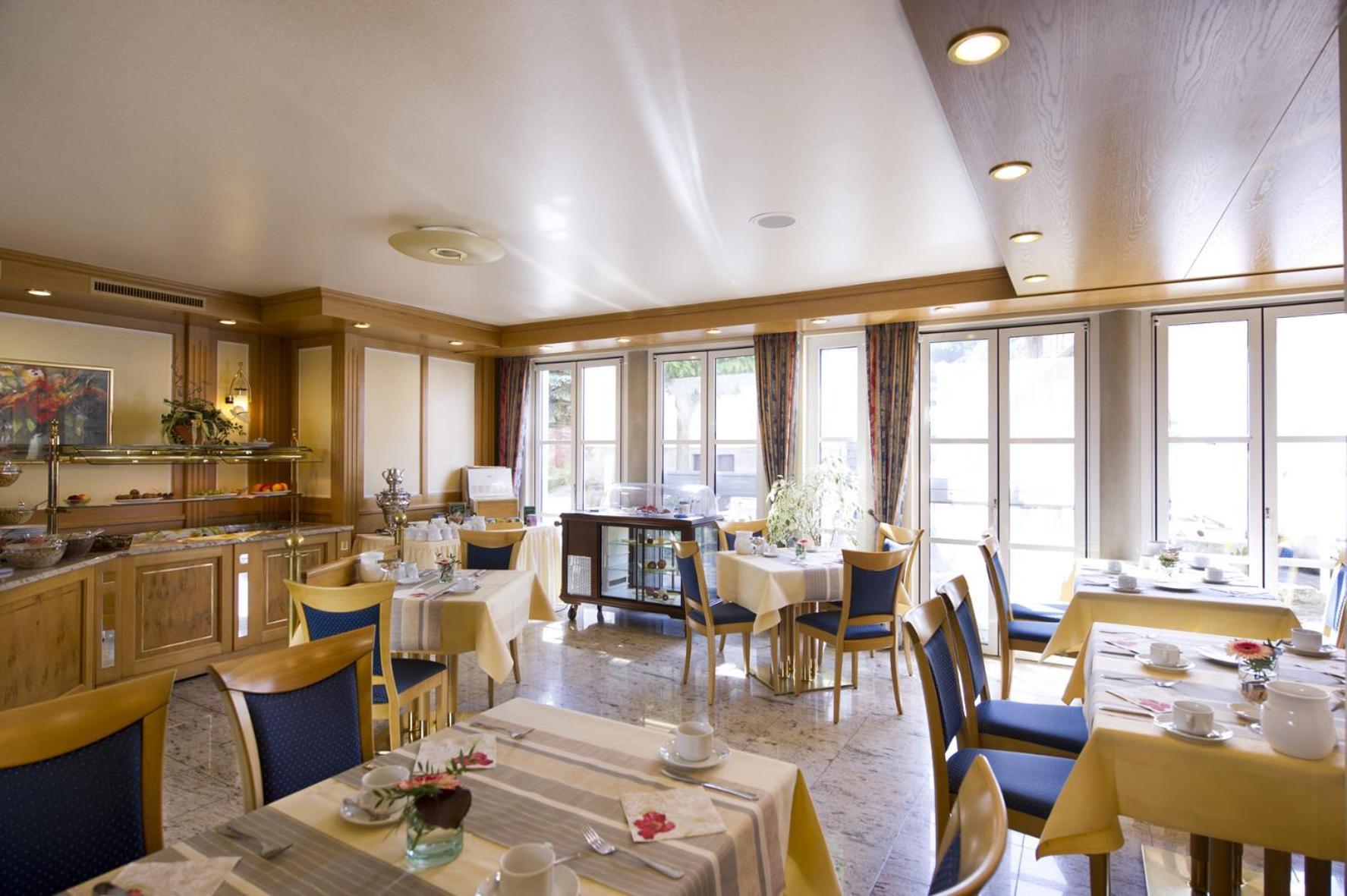 Goebels Hotel Zum Loewen Friedewald  Екстериор снимка